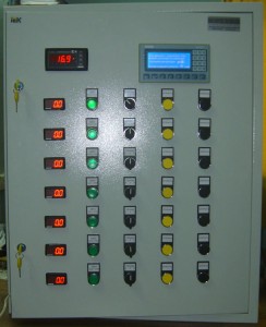 Шкаф автоматического поддержания заданной температуры в семи зонах прогрева ЖБИ изделий (ШУК-7ТВ)