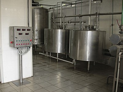 Рис. 1. Линия по производству сливочного масла на молочном заводе